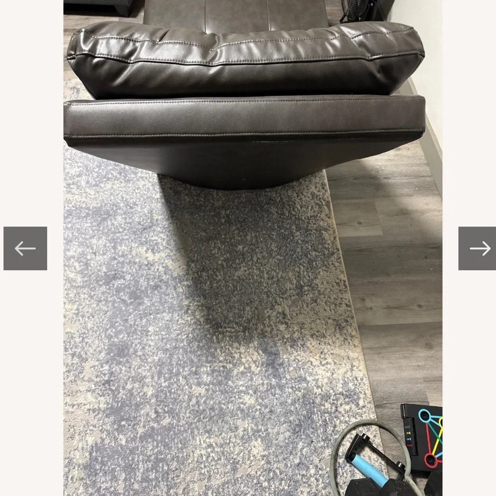 Elegant Gray Chaise Lounge